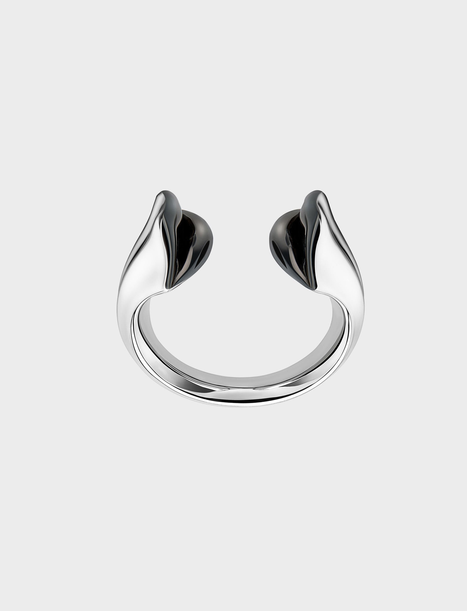 Silver Kiss Ring Black
