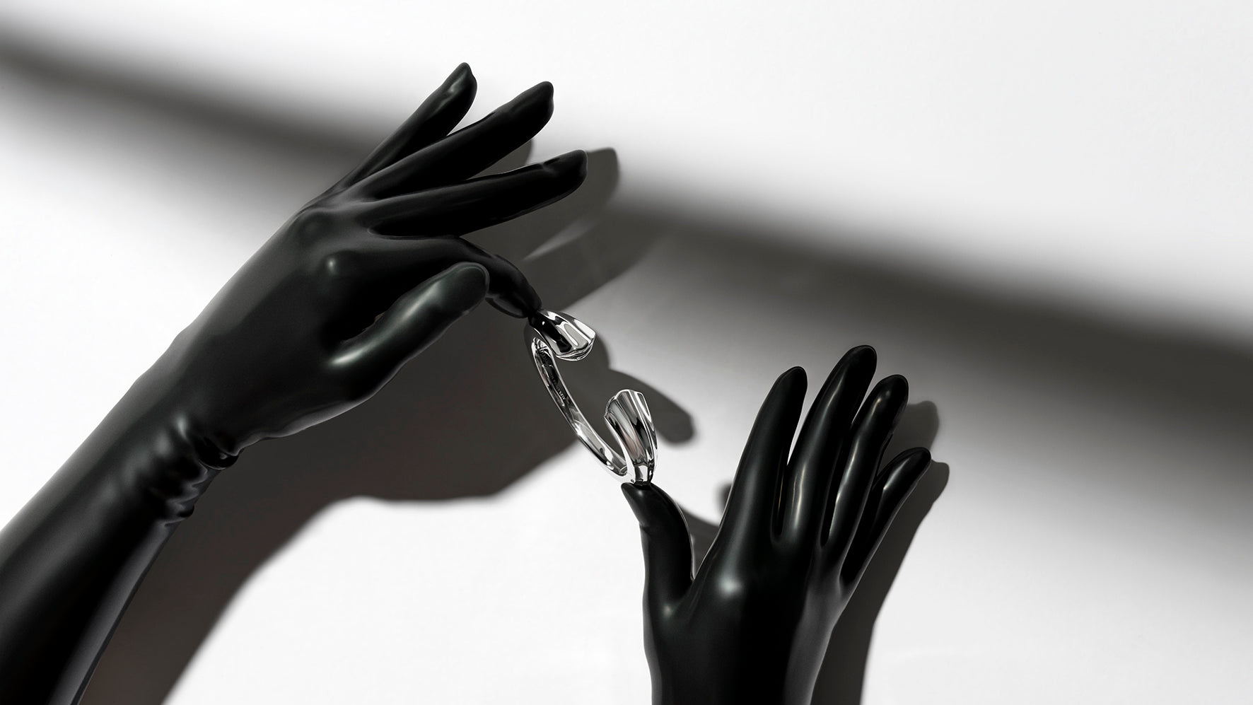 Silver Plated Kiss Bangle