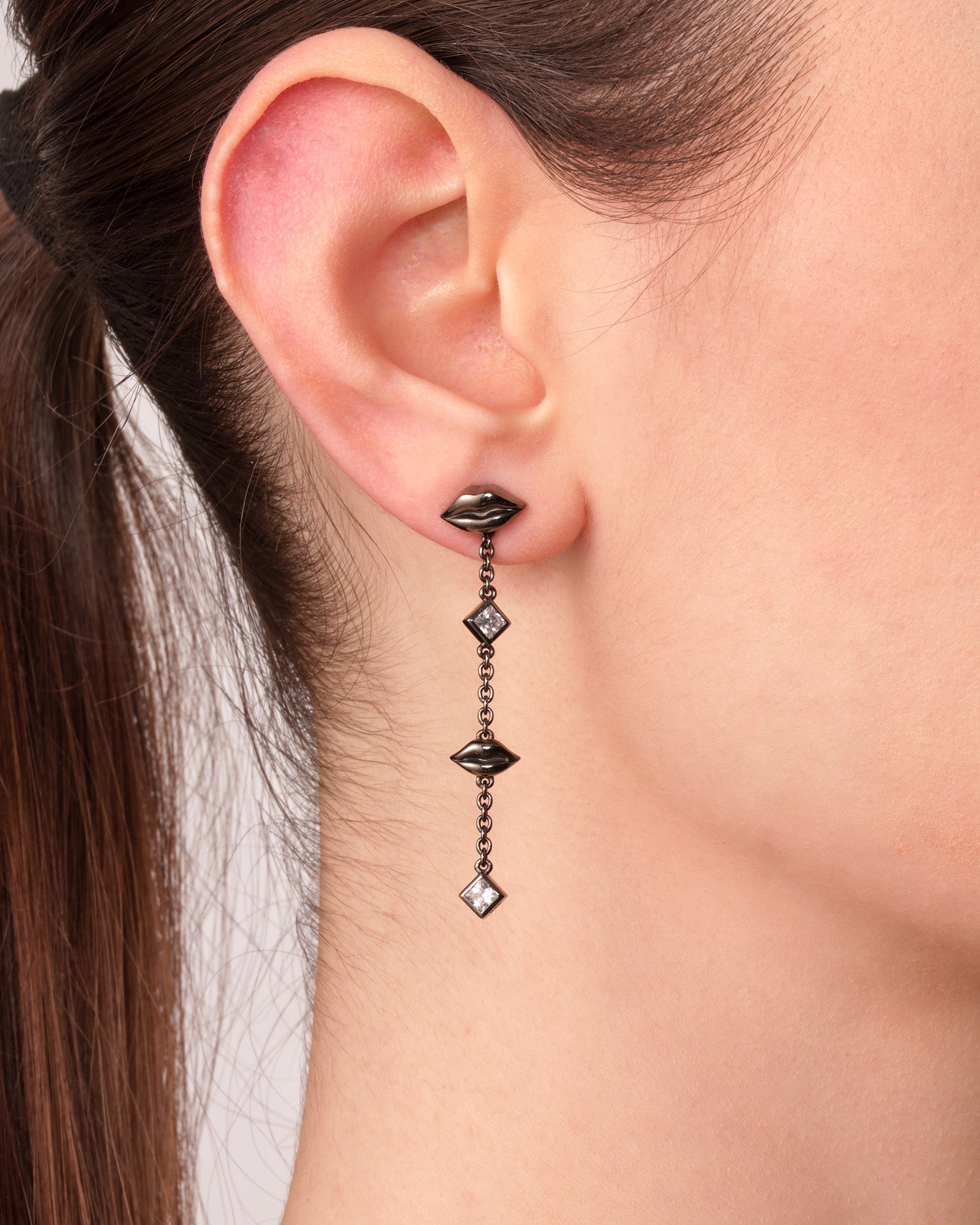 Black Kiss Drop Earrings