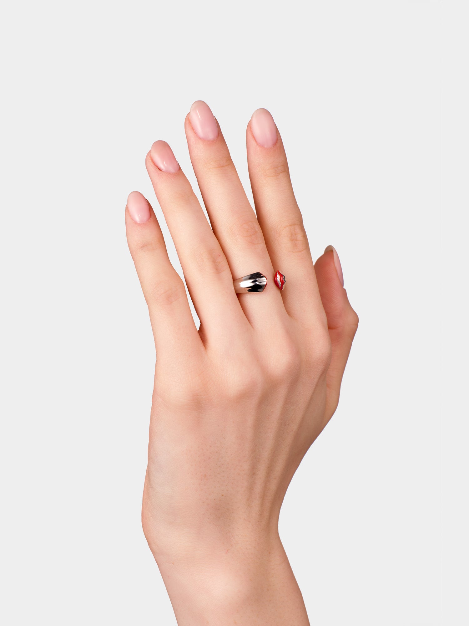 Silver Kiss Small Ring Opaque Red